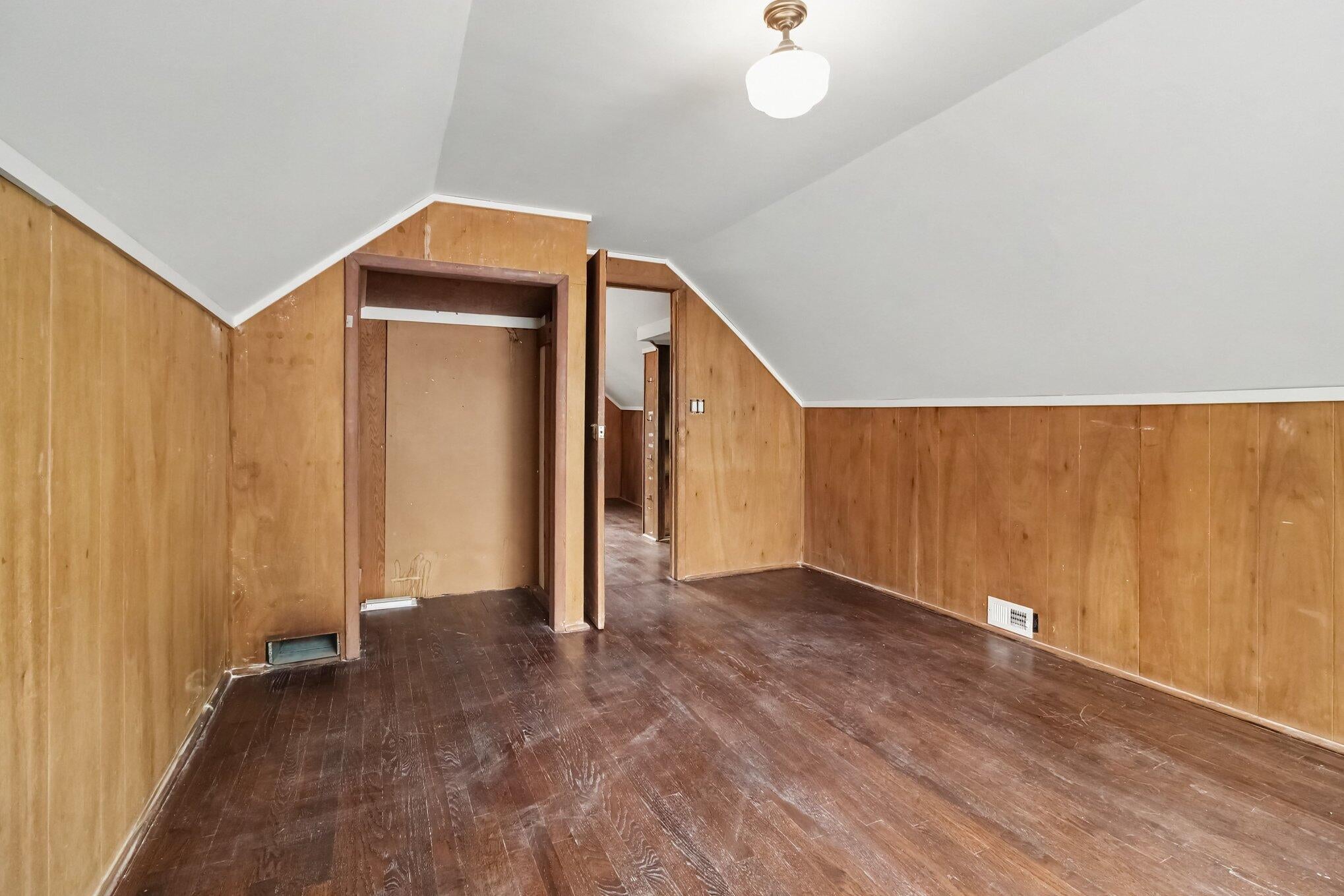 Listing 7