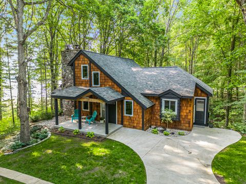 Photo of 7100 92nd Street SE, Caledonia, MI 49316 (MLS # 25055325)