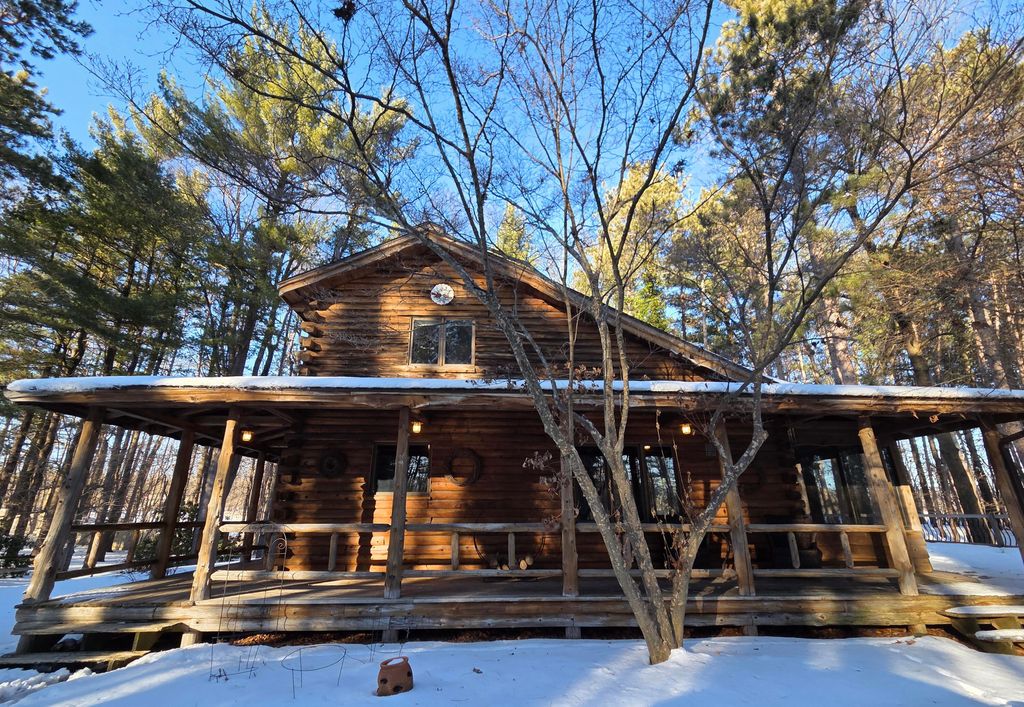 Photo of 109 1st Street, Plainwell, MI 49080 (MLS # 26005308)