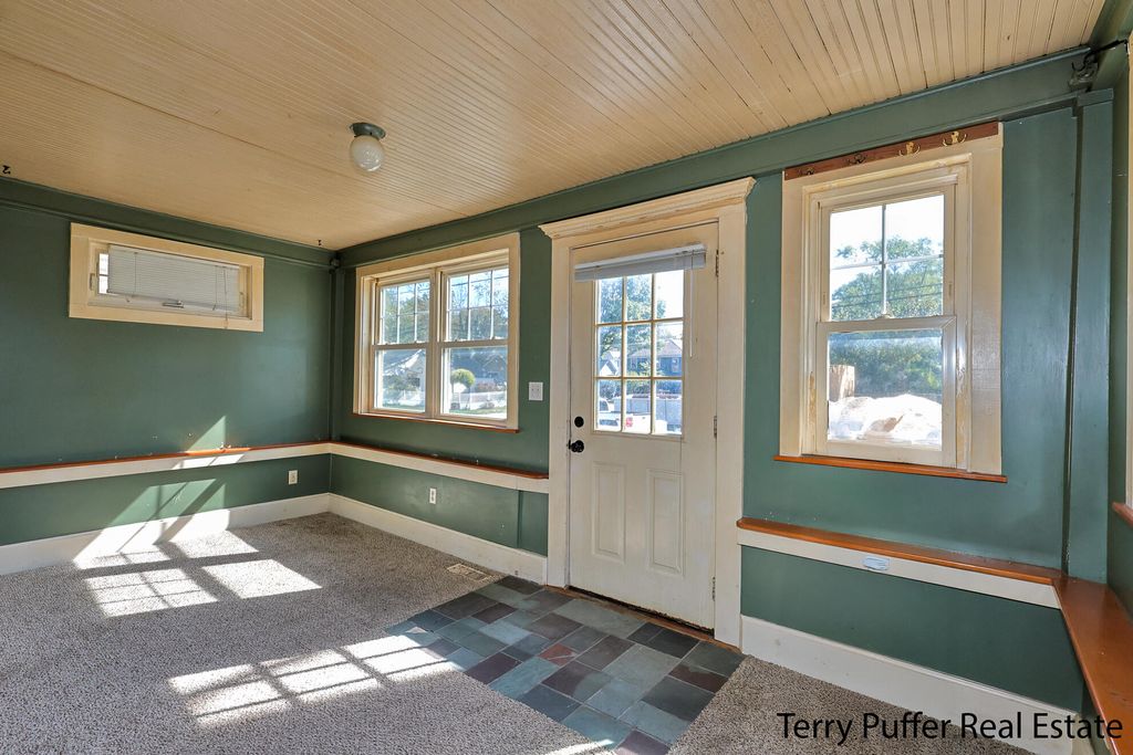 Photo of 3334 Wilcox Avenue, Muskegon, MI 49441 (MLS # 25050852)