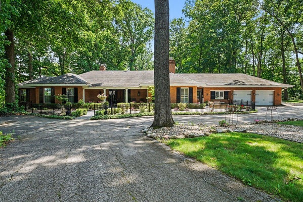 1660 SIGNAL POINT DR, NILES, MI 49120 - Image dd9aefd5b66de2f5593e731d53c1c5ad/3305572272