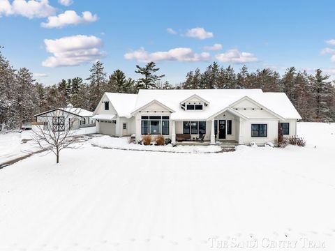 Photo of 16527 Lake Michigan Drive, West Olive, MI 49460 (MLS # 25060597)
