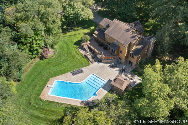 16521 VAN BUREN ST, WEST OLIVE, MI 49460 - Image ddd2105c554e5dc191d5abf2489cb860/3924396063