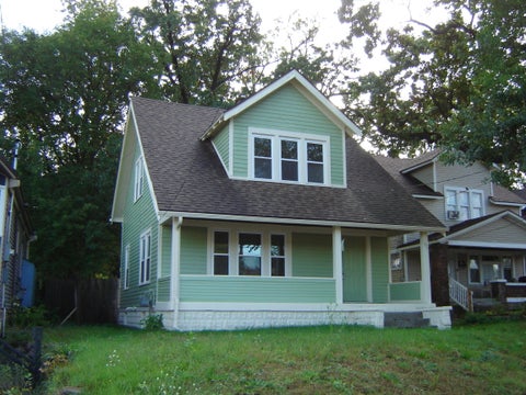Photo for 1628 Kalamazoo Avenue SE