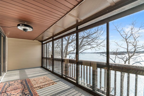 730 CLIFFS DR APT 303A, YPSILANTI, MI 48198 - Image de2f5fc7e2e54b7d11d8107190064a3e/3199914350