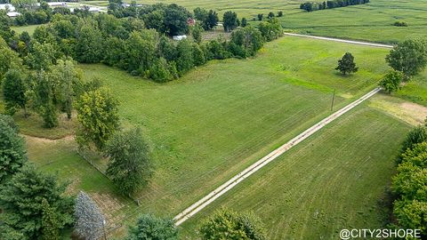 Photo of 9905 52nd Avenue, Allendale, MI 49401 (MLS # 25043292)