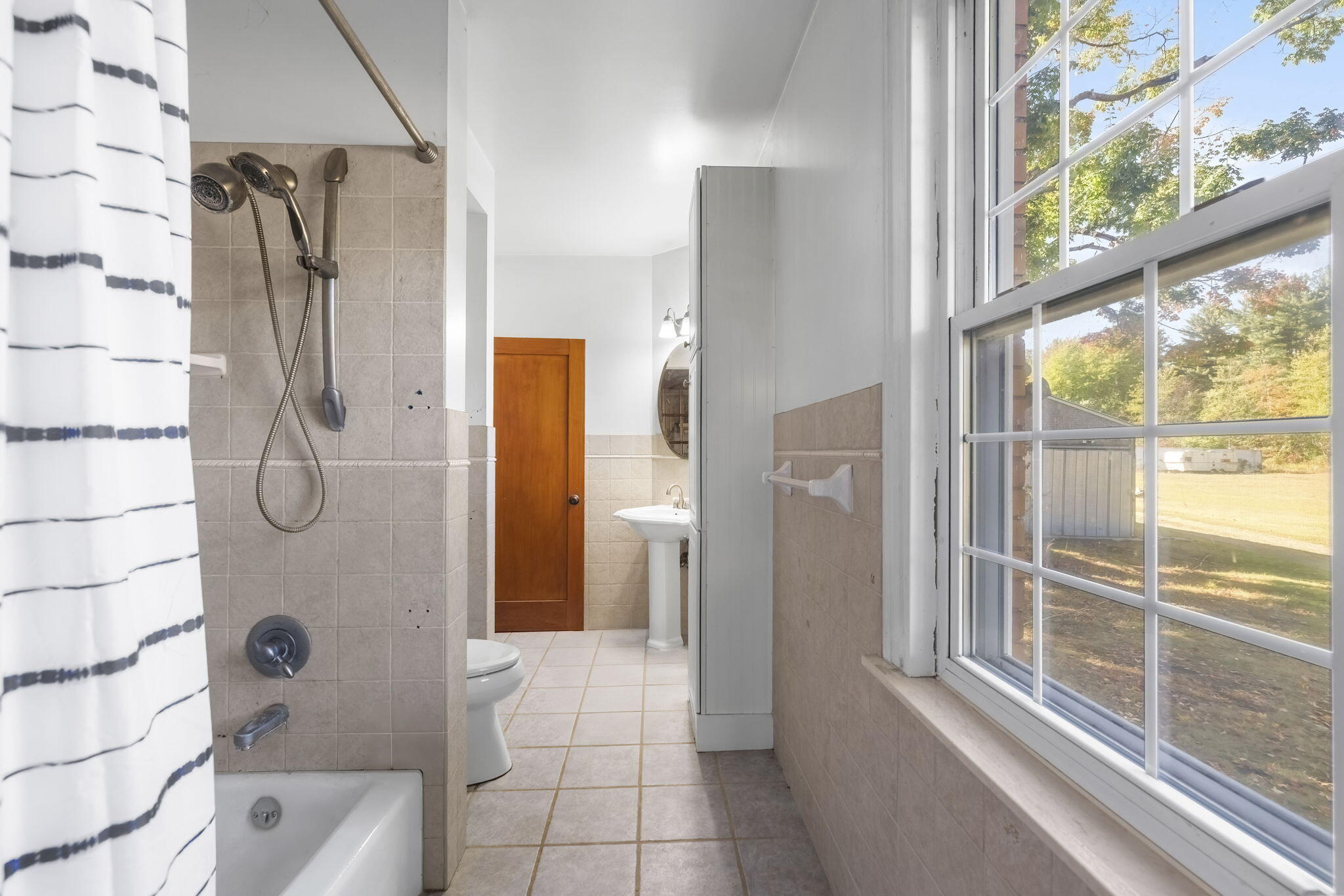 New Buffalo, Michigan 49117, United States, 4 Bedrooms Bedrooms, ,2 BathroomsBathrooms,Residential,Active,225476