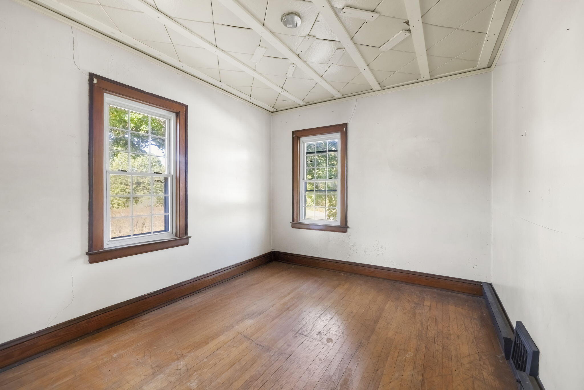 New Buffalo, Michigan 49117, United States, 4 Bedrooms Bedrooms, ,2 BathroomsBathrooms,Residential,Active,225476