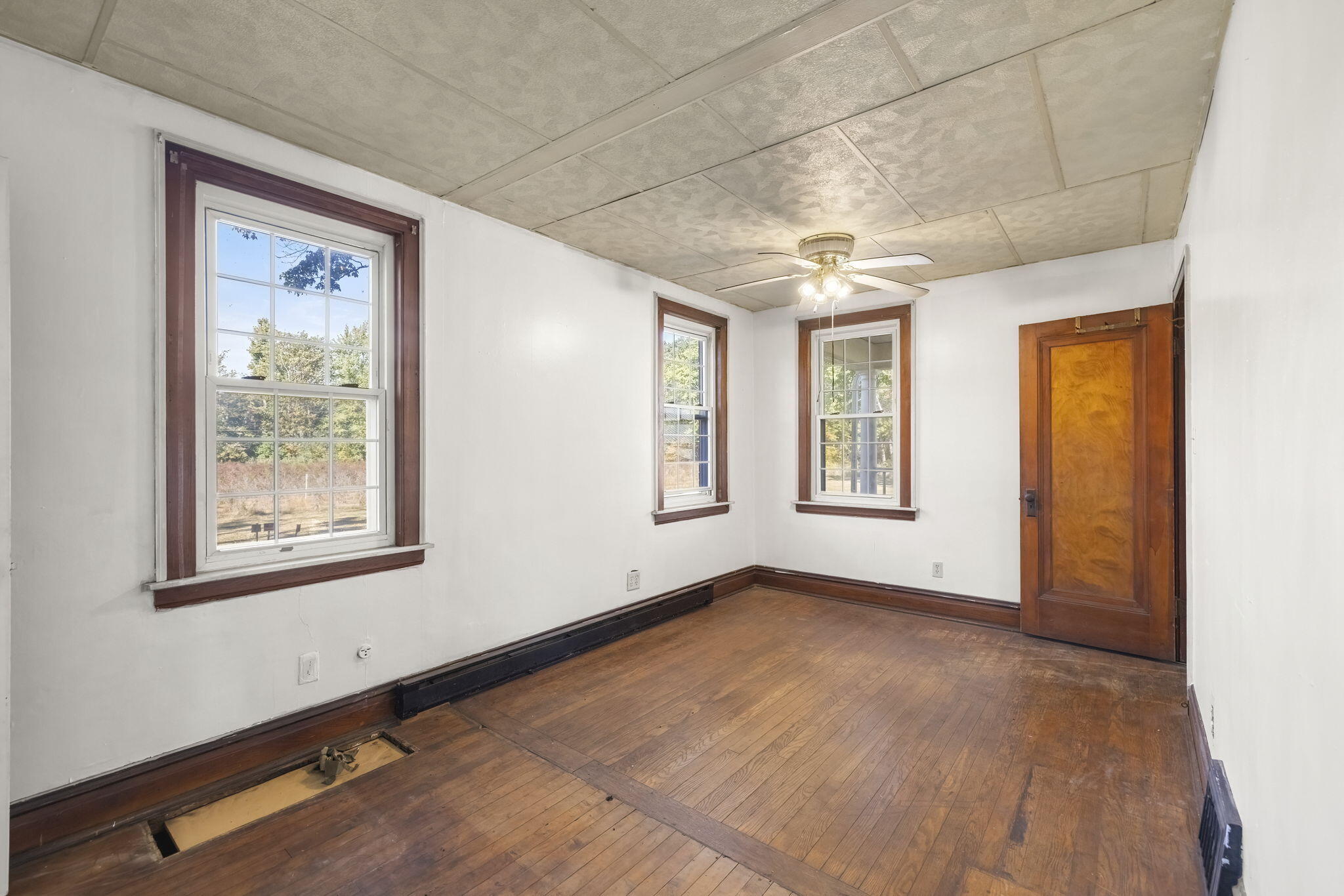 New Buffalo, Michigan 49117, United States, 4 Bedrooms Bedrooms, ,2 BathroomsBathrooms,Residential,Active,225476