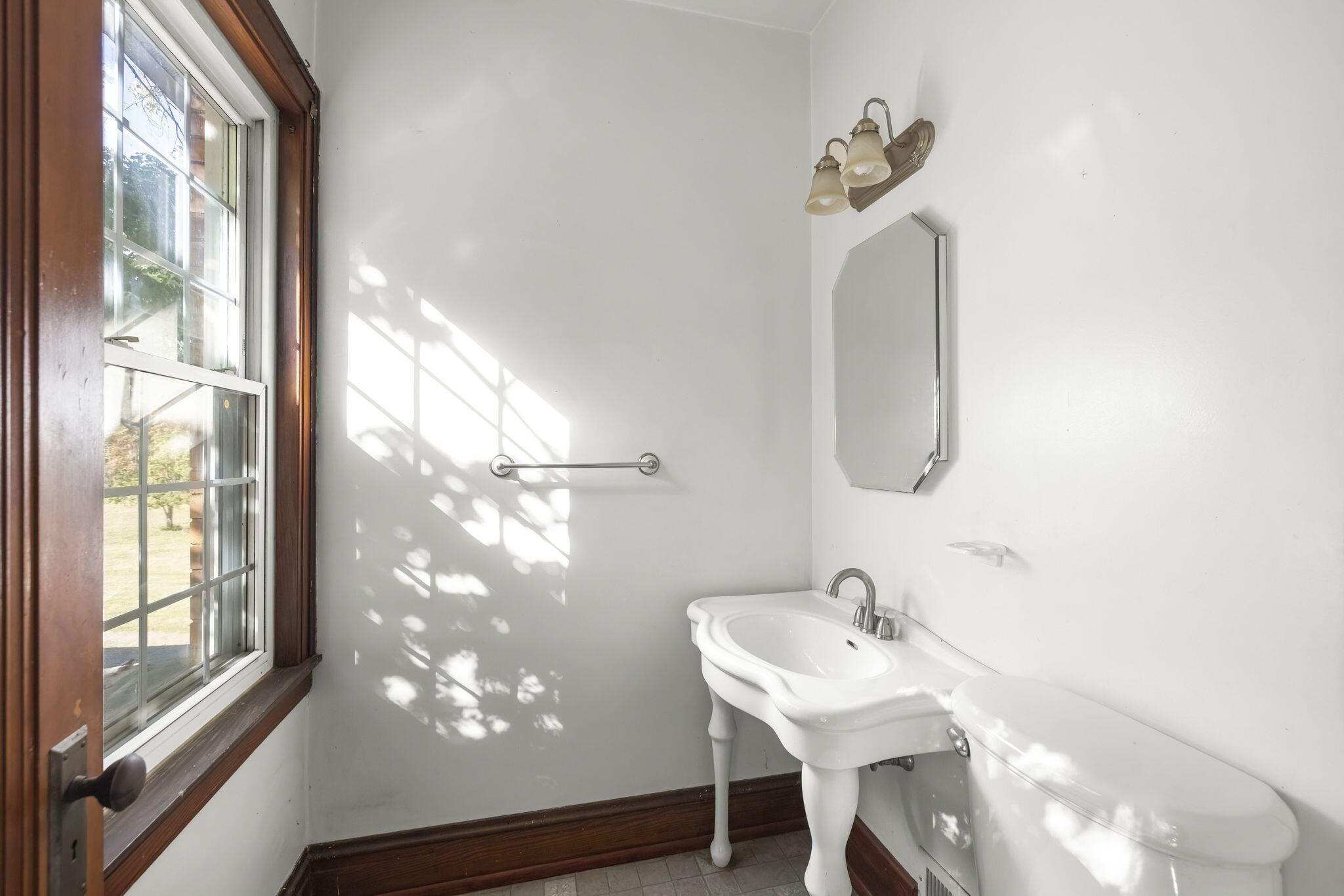 New Buffalo, Michigan 49117, United States, 4 Bedrooms Bedrooms, ,2 BathroomsBathrooms,Residential,Active,225476