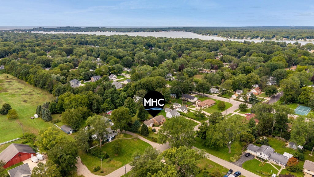 Photo of 798 Myrtle Avenue, Holland, MI 49423 (MLS # 26050952)