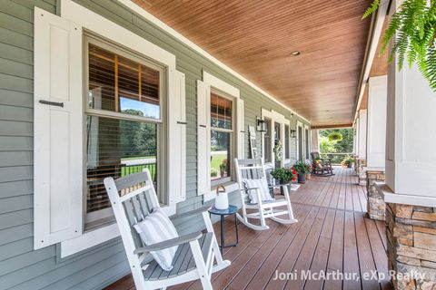 Photo of 4653 Leighton Lakes Drive, Wayland, MI 49348 (MLS # 25041129)