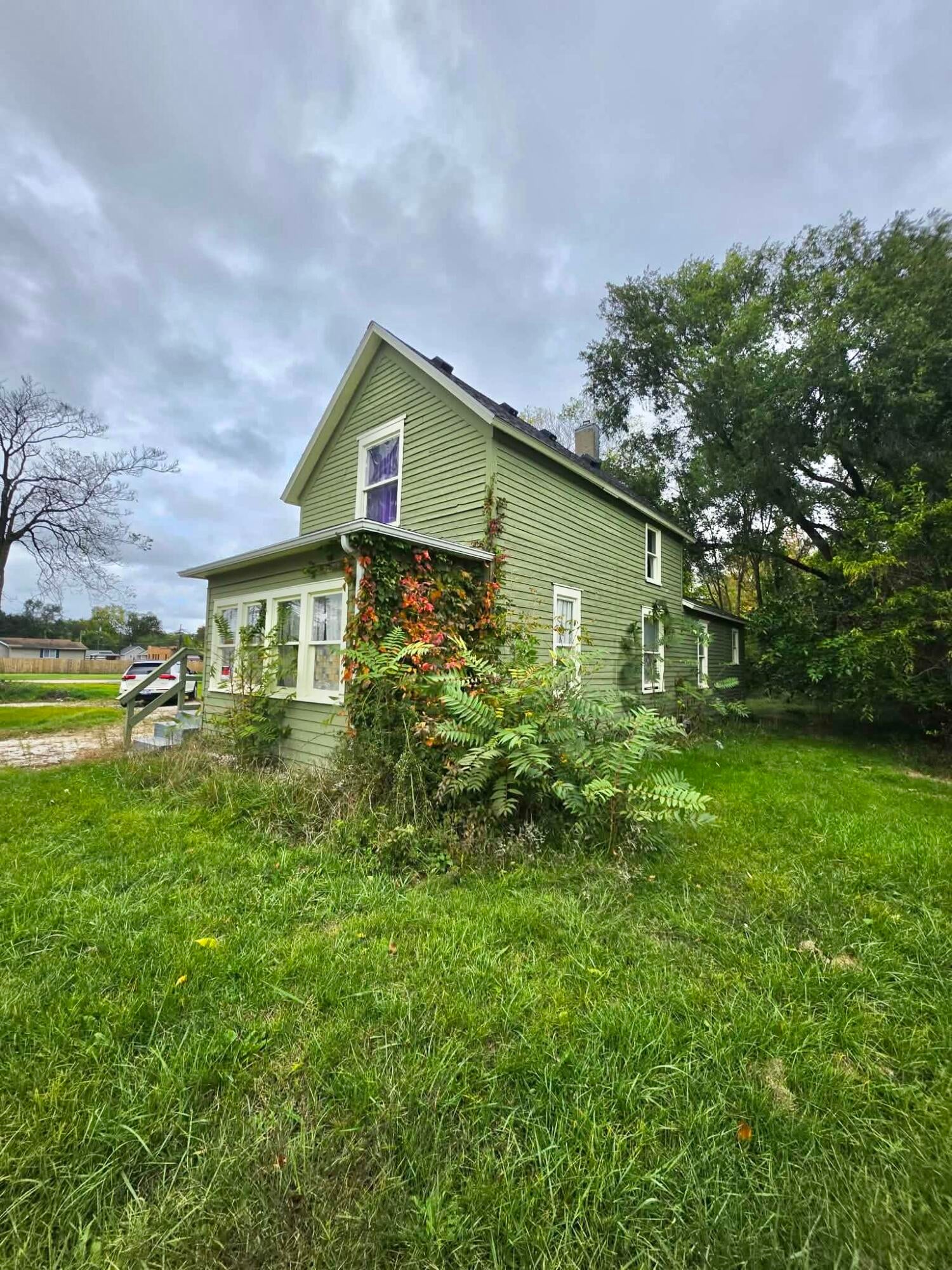 1069 E Main Street