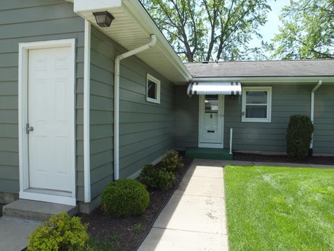 Photo of 834 Andover Court SE, Kentwood, MI 49508 (MLS # 26020499)