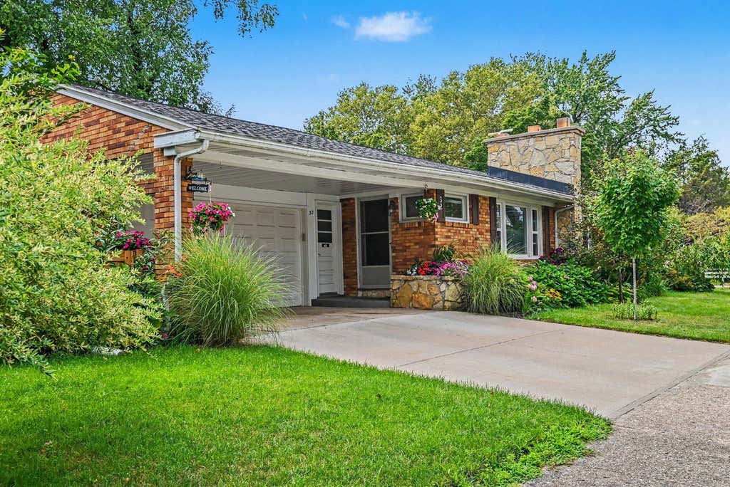 Photo of 32 Cherry Street, Holland, MI 49423 (MLS # 26042705)