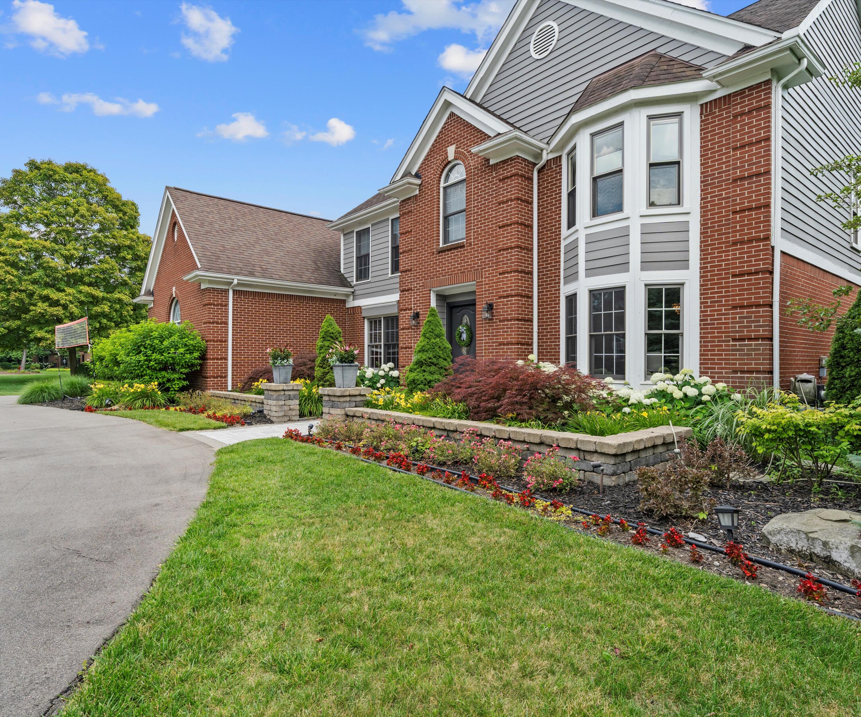16124 Maplewood Court