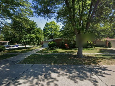 Photo of 1050 Brooklawn Drive, Troy, MI 48084 (MLS # 26017513)