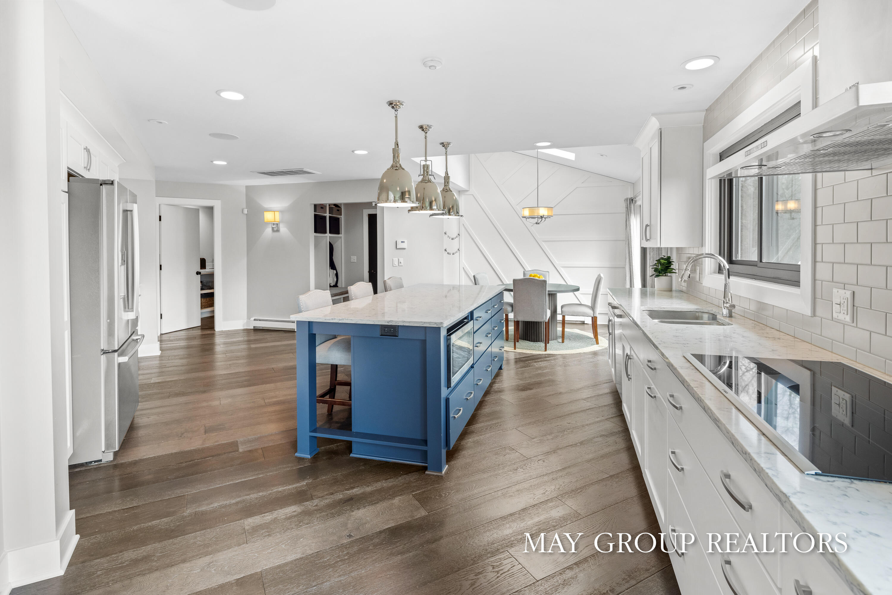 Ada, Michigan, 49301, United States, 3 Bedrooms Bedrooms, ,4 BathroomsBathrooms,Residential,Active,2041658