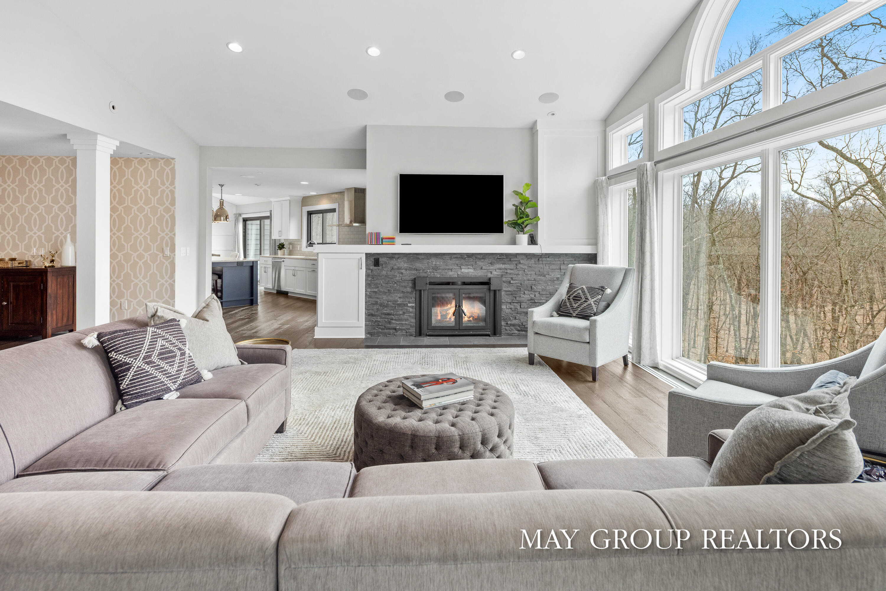 Ada, Michigan, 49301, United States, 3 Bedrooms Bedrooms, ,4 BathroomsBathrooms,Residential,Active,2041658