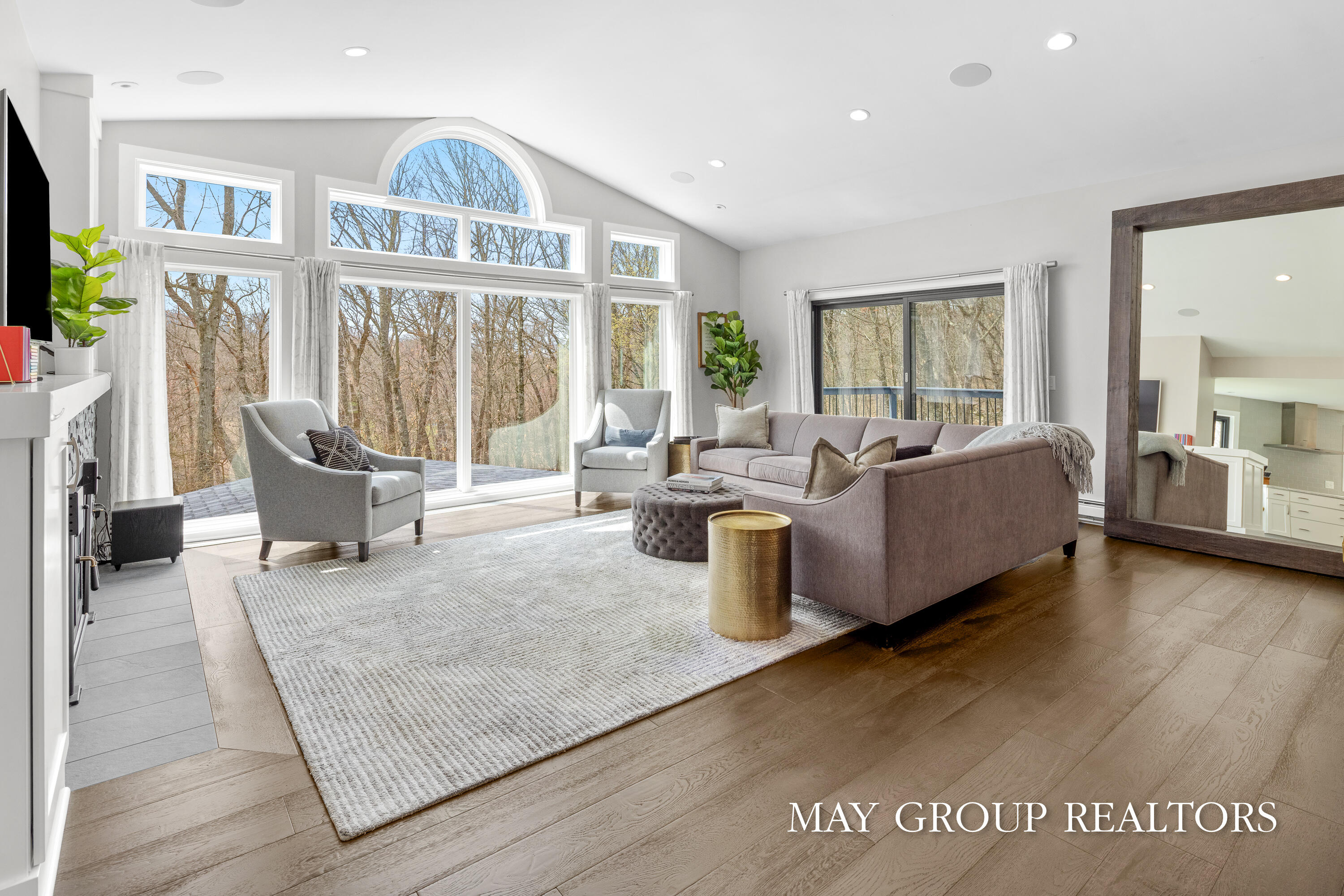 Ada, Michigan, 49301, United States, 3 Bedrooms Bedrooms, ,4 BathroomsBathrooms,Residential,Active,2041658