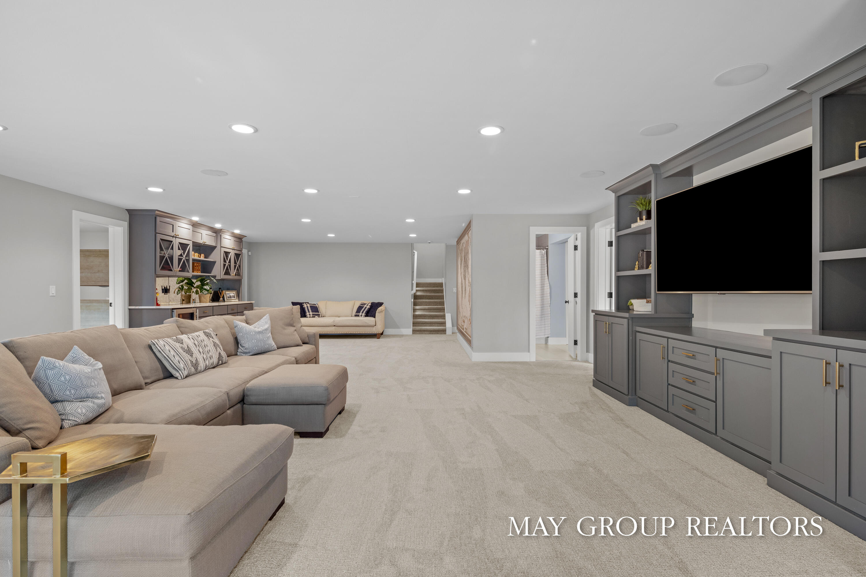 Ada, Michigan, 49301, United States, 3 Bedrooms Bedrooms, ,4 BathroomsBathrooms,Residential,Active,2041658
