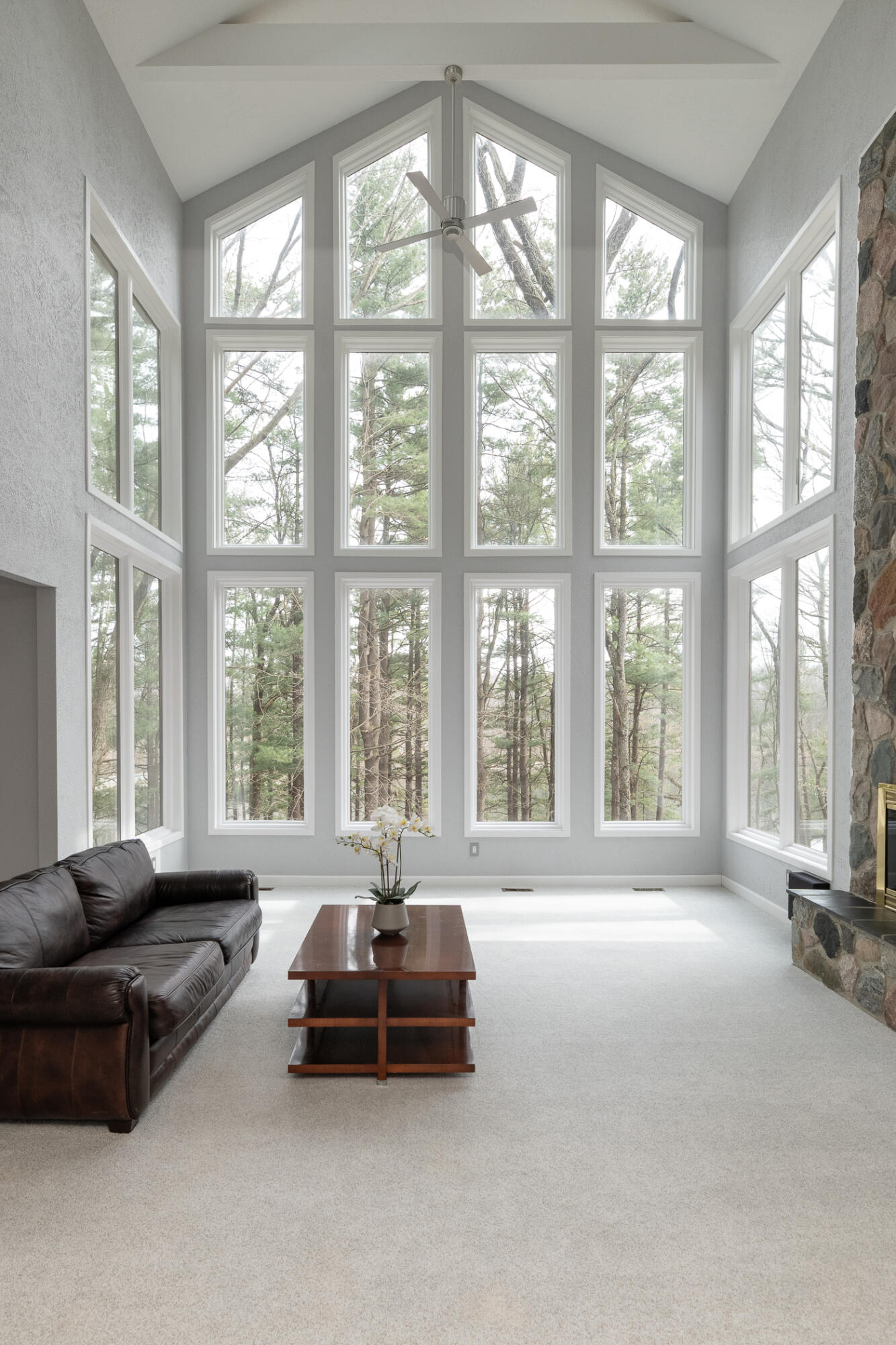 7129 Lakeridge Place