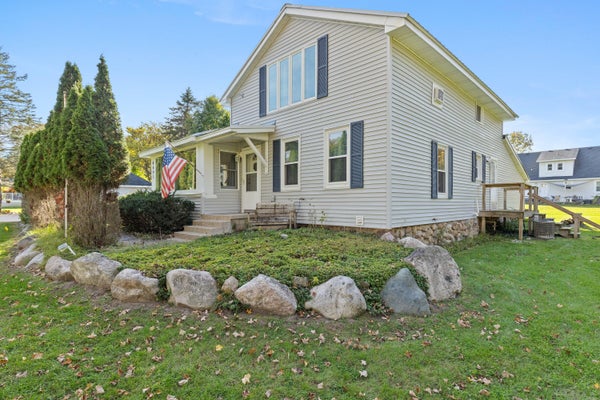 6691 THORNAPPLE RIVER DR SE, ALTO, MI 49302 - Image dfbadefed46407a1bc2b8f651ff58df7/600292301
