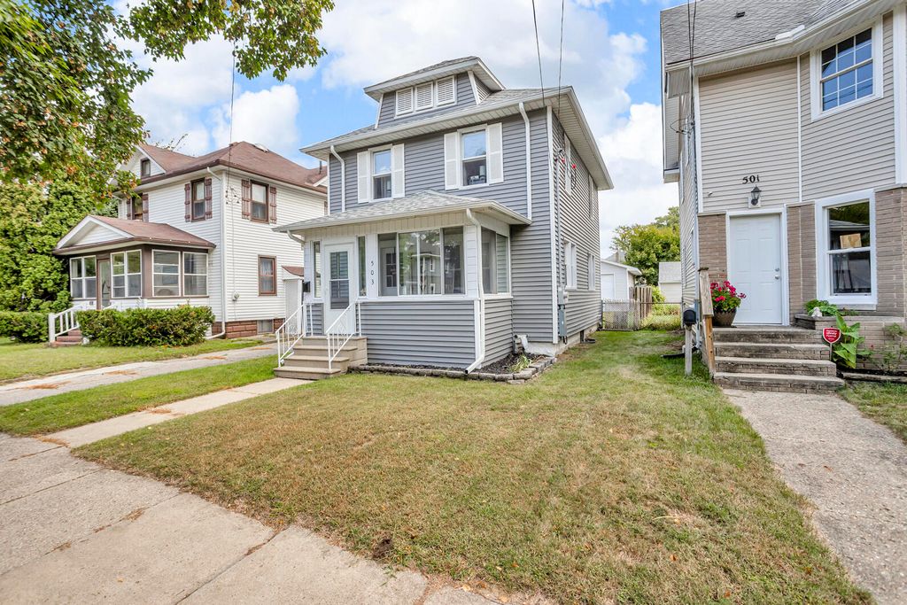 Photo of 503 N Pleasant Street, Jackson, MI 49202 (MLS # 26005267)
