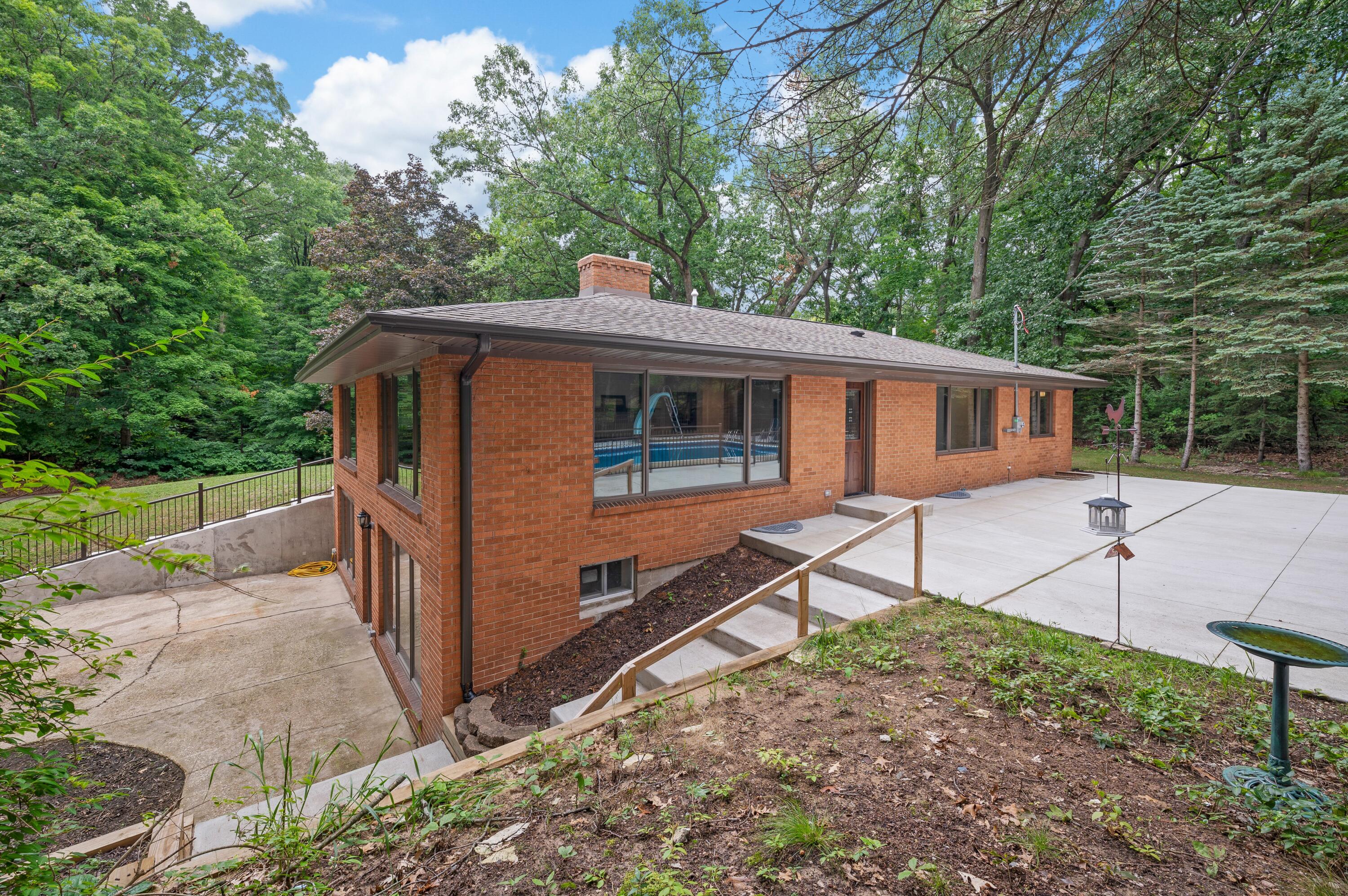 9555 Dunewood Drive