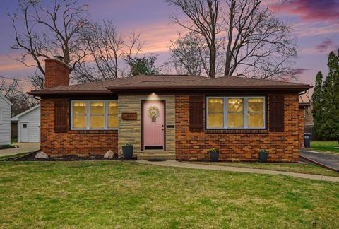 Photo of 1813 Paddington Road, Kalamazoo, MI 49001 (MLS # 26013465)