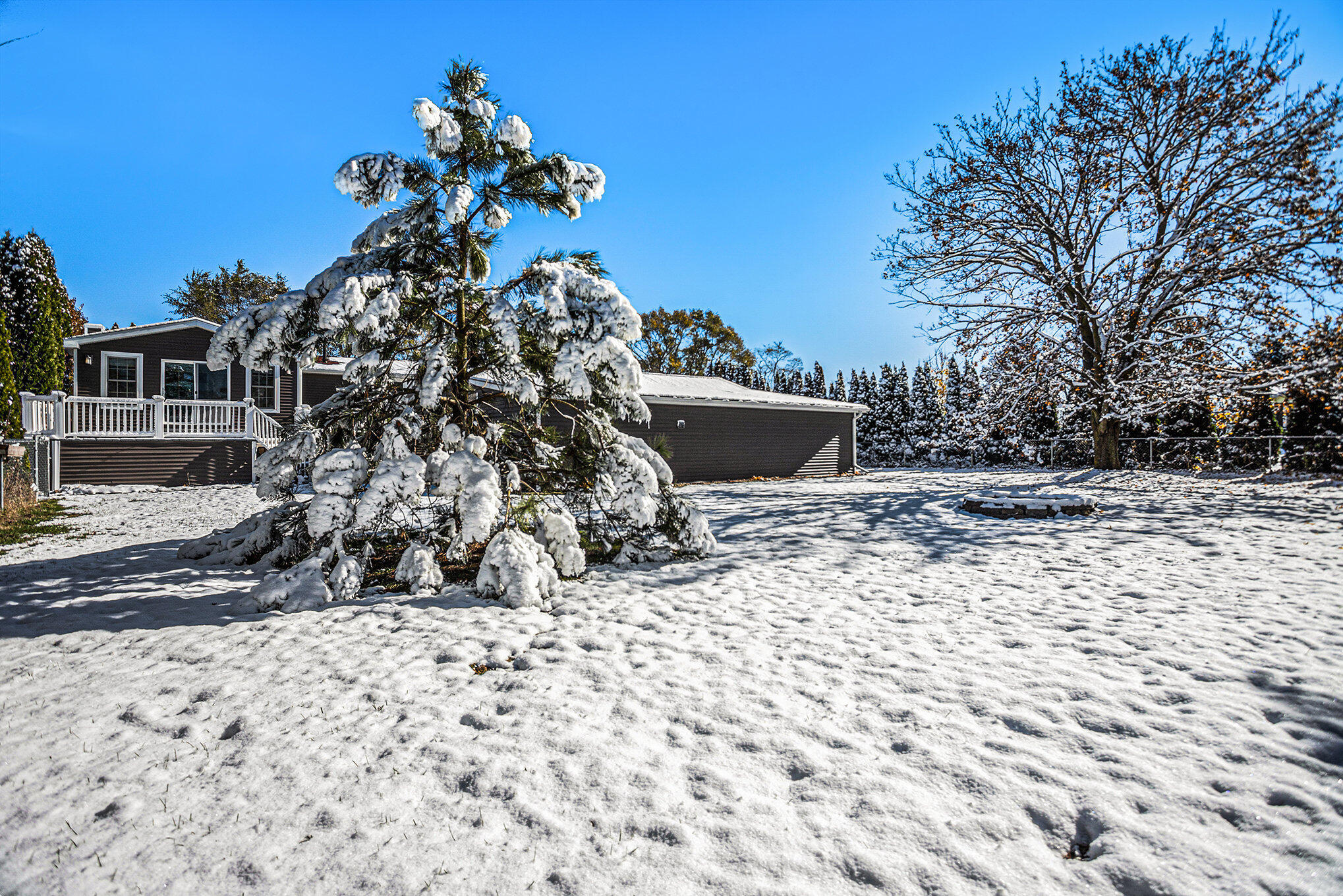 Quincy, Michigan 49082, United States, 4 Bedrooms Bedrooms, ,2 BathroomsBathrooms,Residential,Active,242625