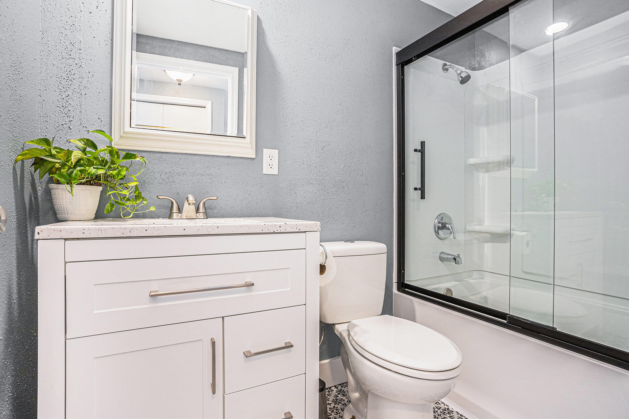 Quincy, Michigan 49082, United States, 4 Bedrooms Bedrooms, ,2 BathroomsBathrooms,Residential,Active,242625