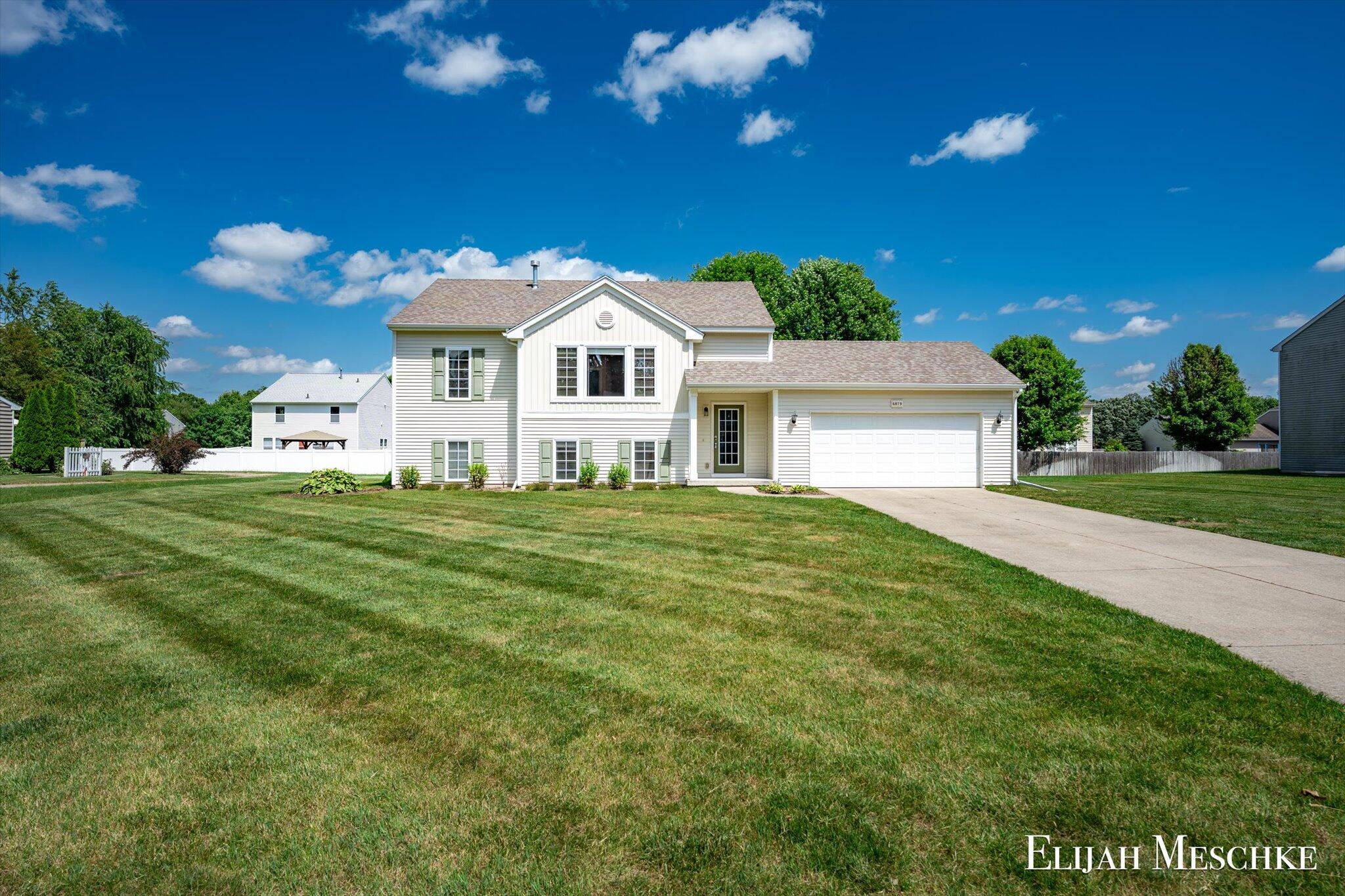 6879 Cypress Bay Drive