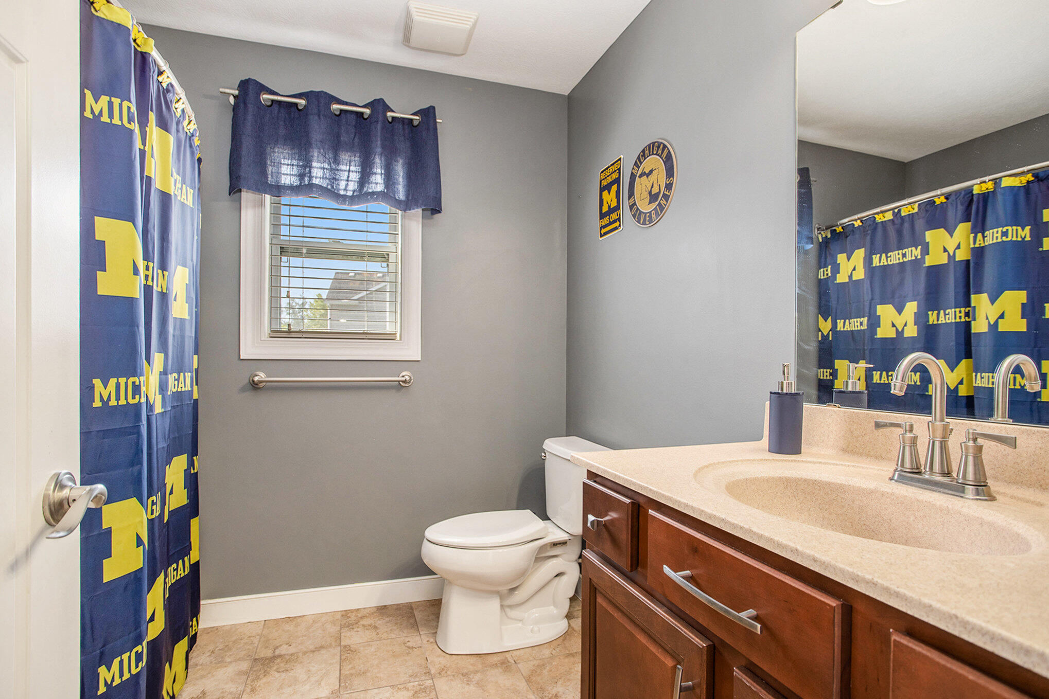 Richland, Michigan 49083, United States, 5 Bedrooms Bedrooms, ,4 BathroomsBathrooms,Residential,Active,185252