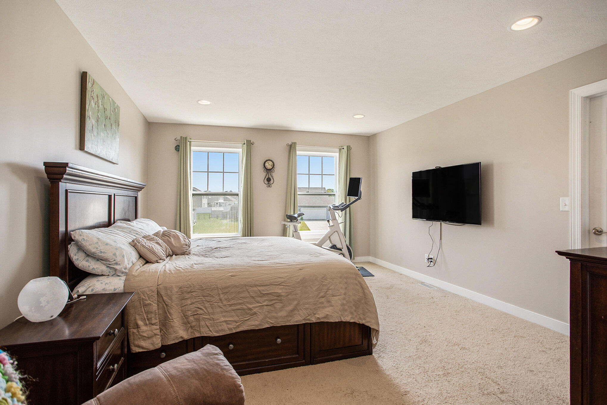 Richland, Michigan 49083, United States, 5 Bedrooms Bedrooms, ,4 BathroomsBathrooms,Residential,Active,185252