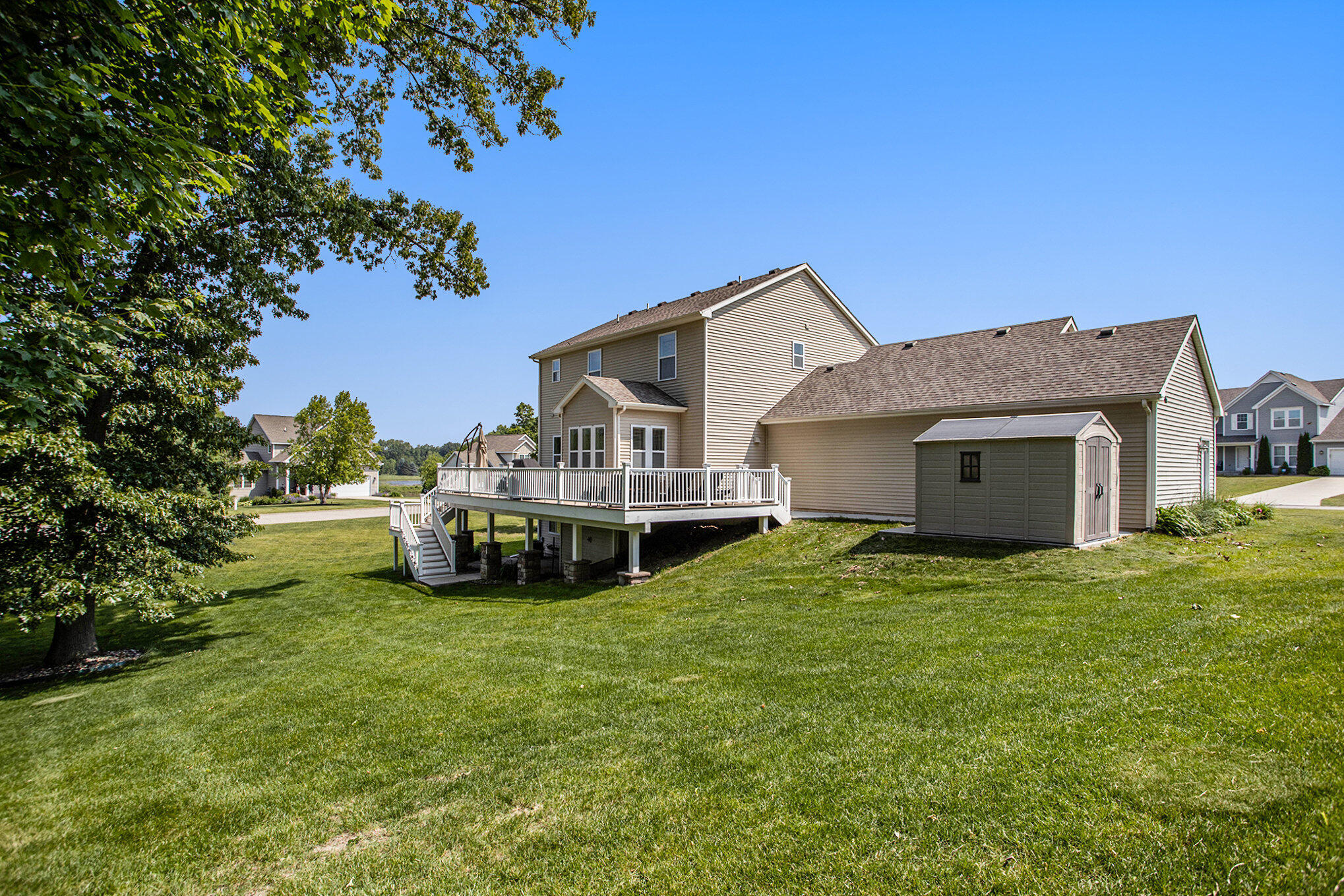 Richland, Michigan 49083, United States, 5 Bedrooms Bedrooms, ,4 BathroomsBathrooms,Residential,Active,185252