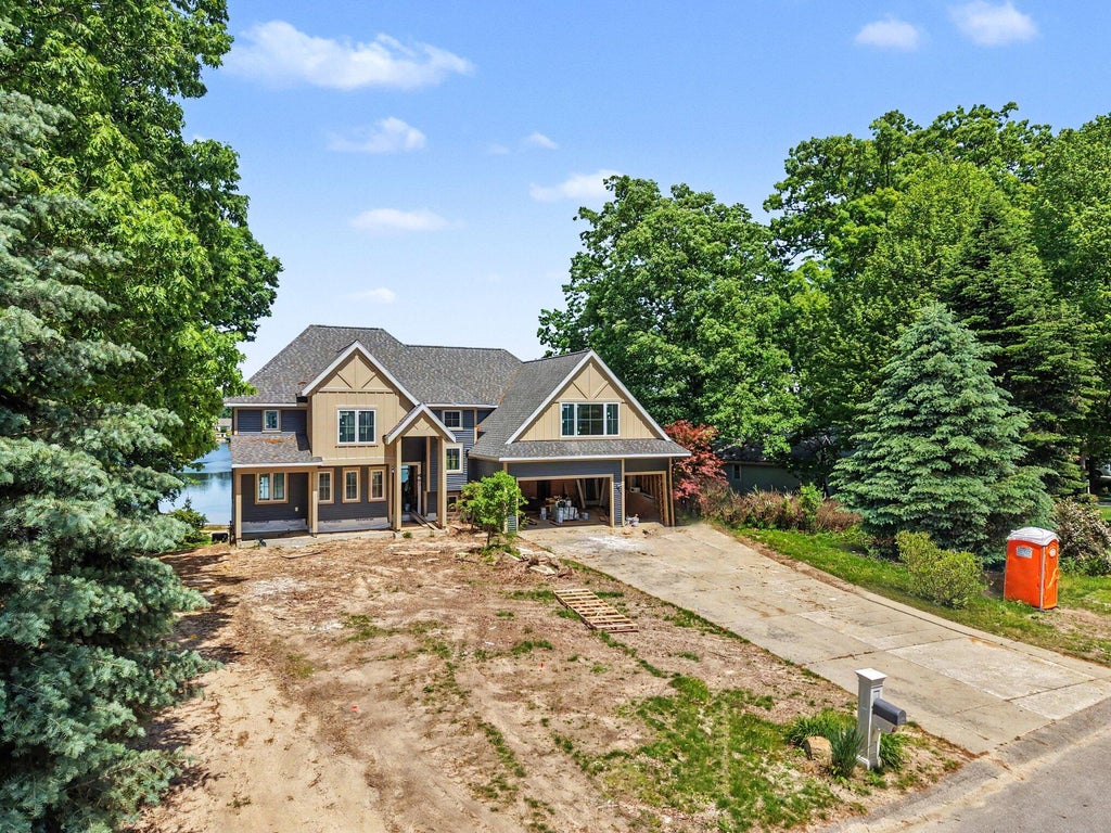 Photo of 7273 Orlin Court NE, Rockford, MI 49341 (MLS # 26011641)