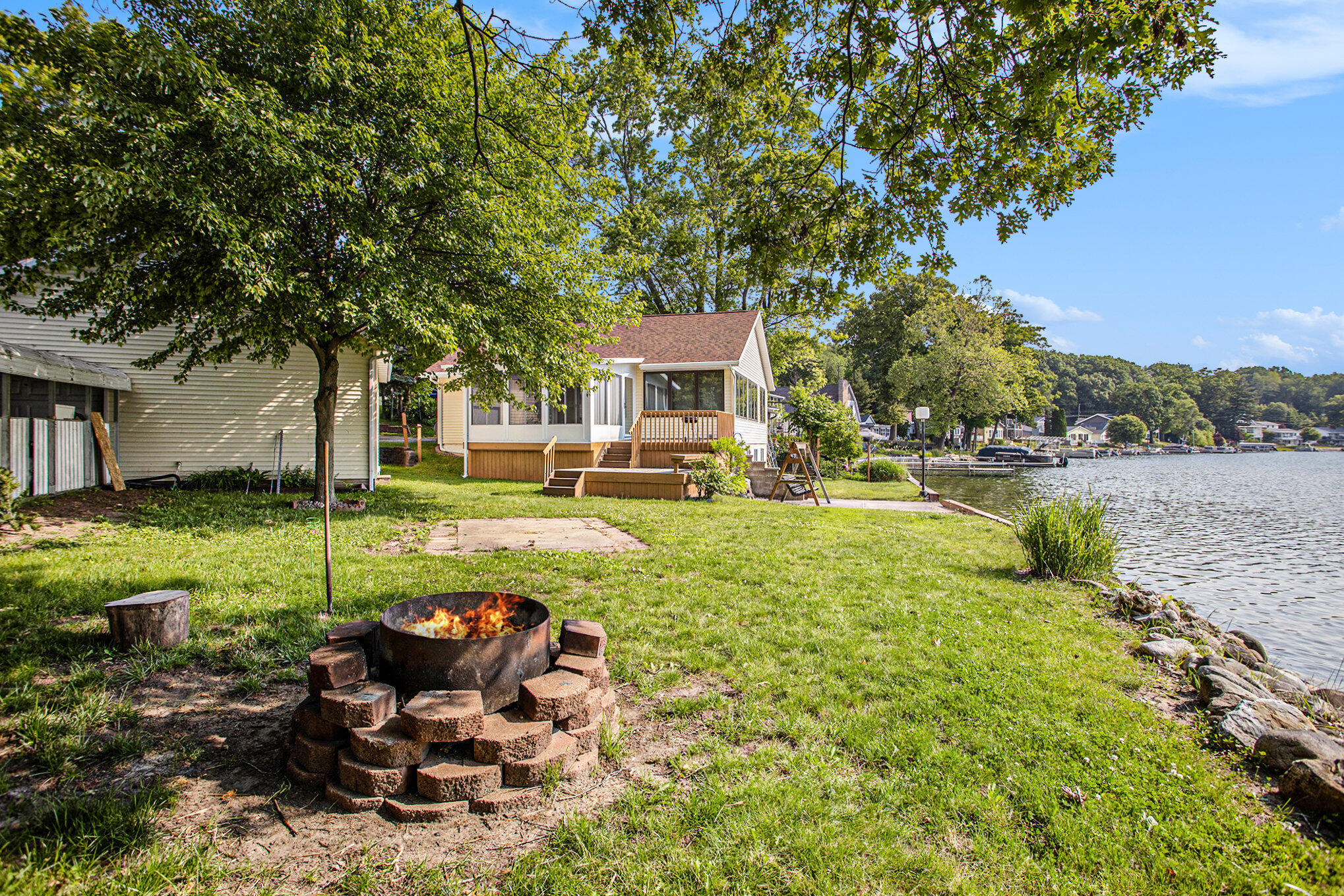 Augusta, Michigan 49012, United States, 3 Bedrooms Bedrooms, ,2 BathroomsBathrooms,Residential,Active,2213