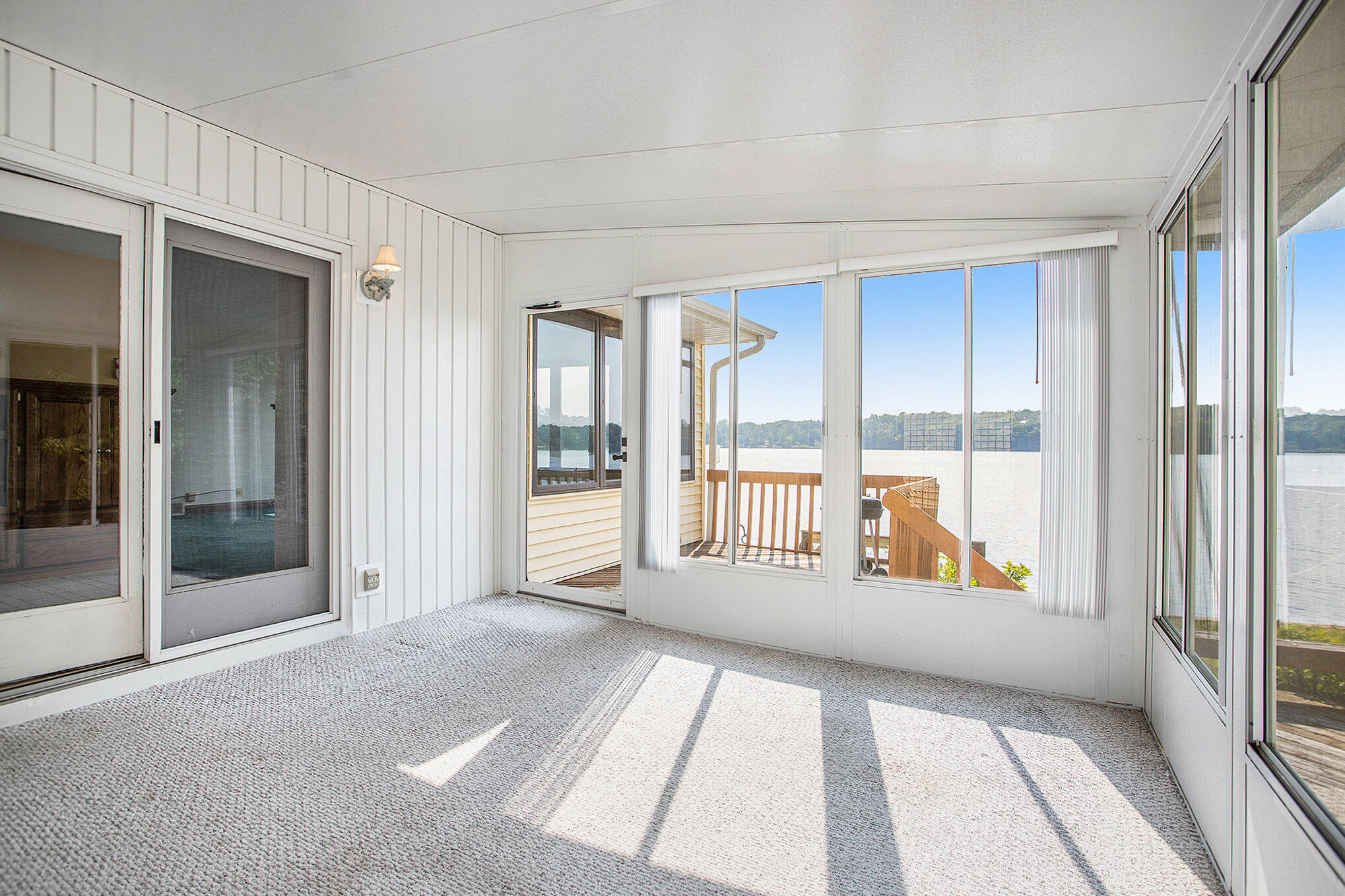 Augusta, Michigan 49012, United States, 3 Bedrooms Bedrooms, ,2 BathroomsBathrooms,Residential,Active,2213