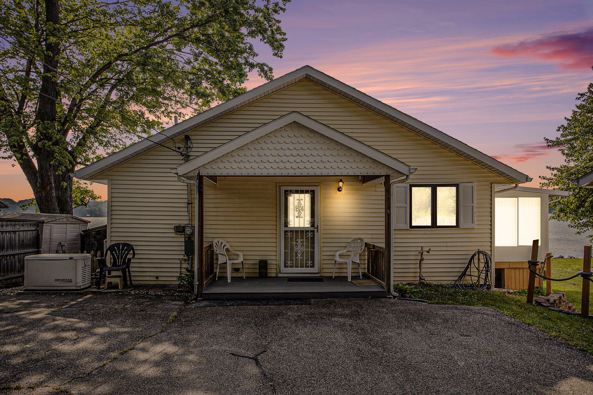 Augusta, Michigan 49012, United States, 3 Bedrooms Bedrooms, ,2 BathroomsBathrooms,Residential,Active,2213