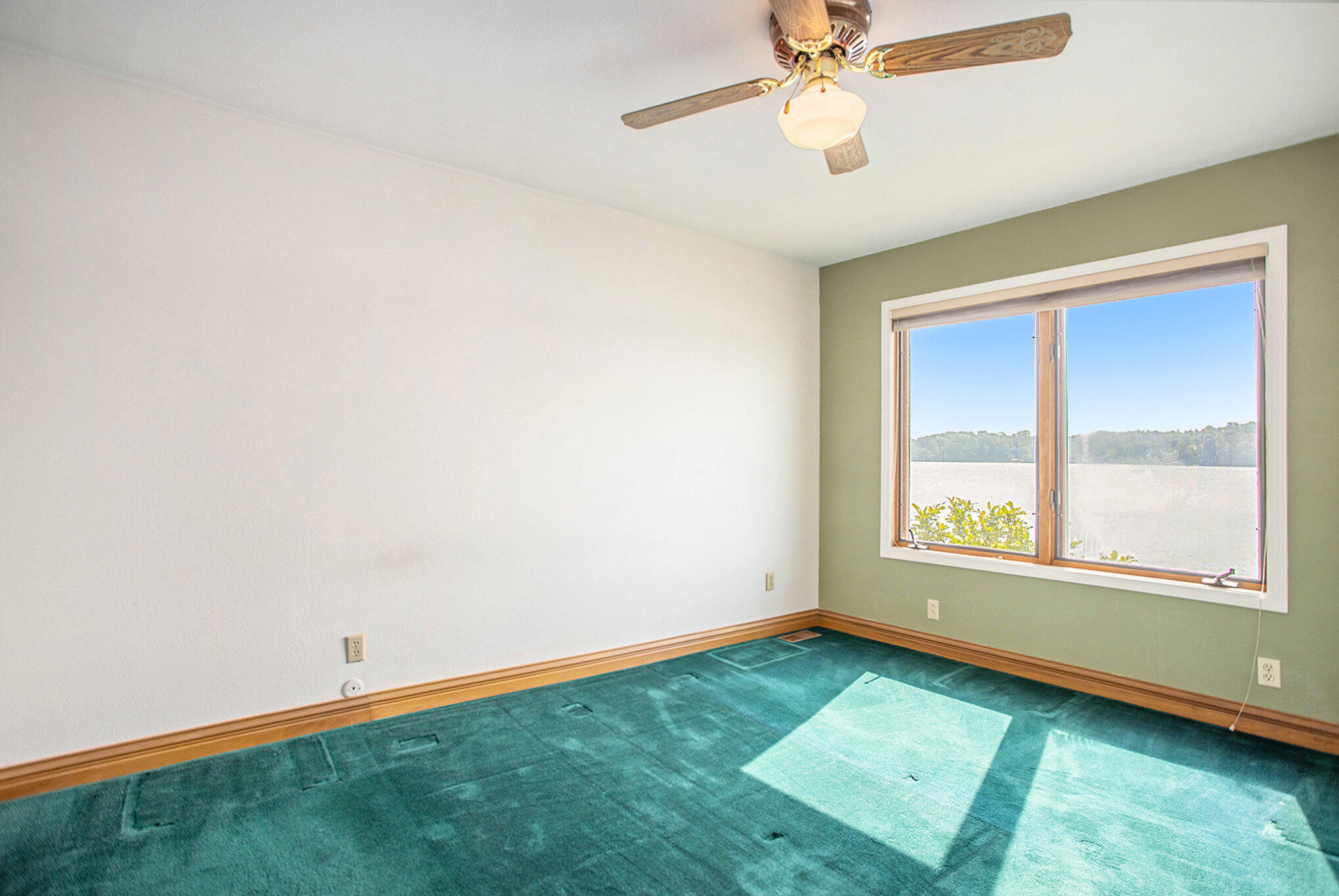 Augusta, Michigan 49012, United States, 3 Bedrooms Bedrooms, ,2 BathroomsBathrooms,Residential,Active,2213