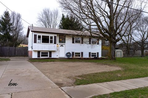 Photo of 947 W Main Street, Middleville, MI 49333 (MLS # 25015771)