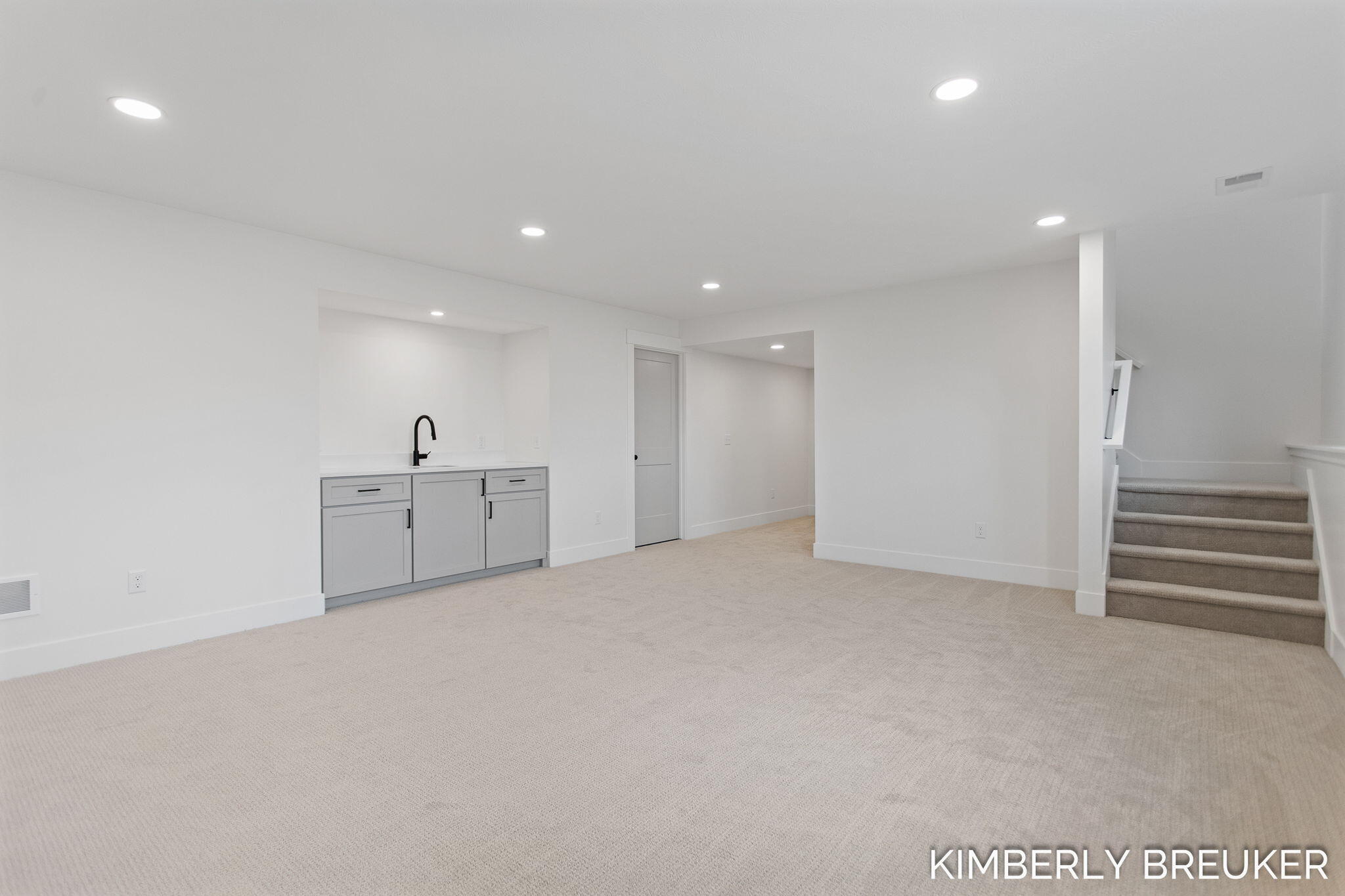 Listing 23