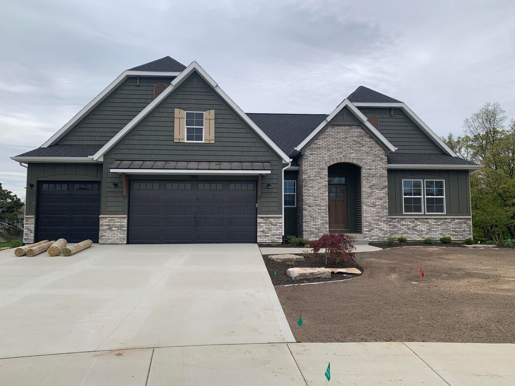 Photo of 7814 Woodhurst Drive NE, Rockford, MI 49341 (MLS # 26021590)