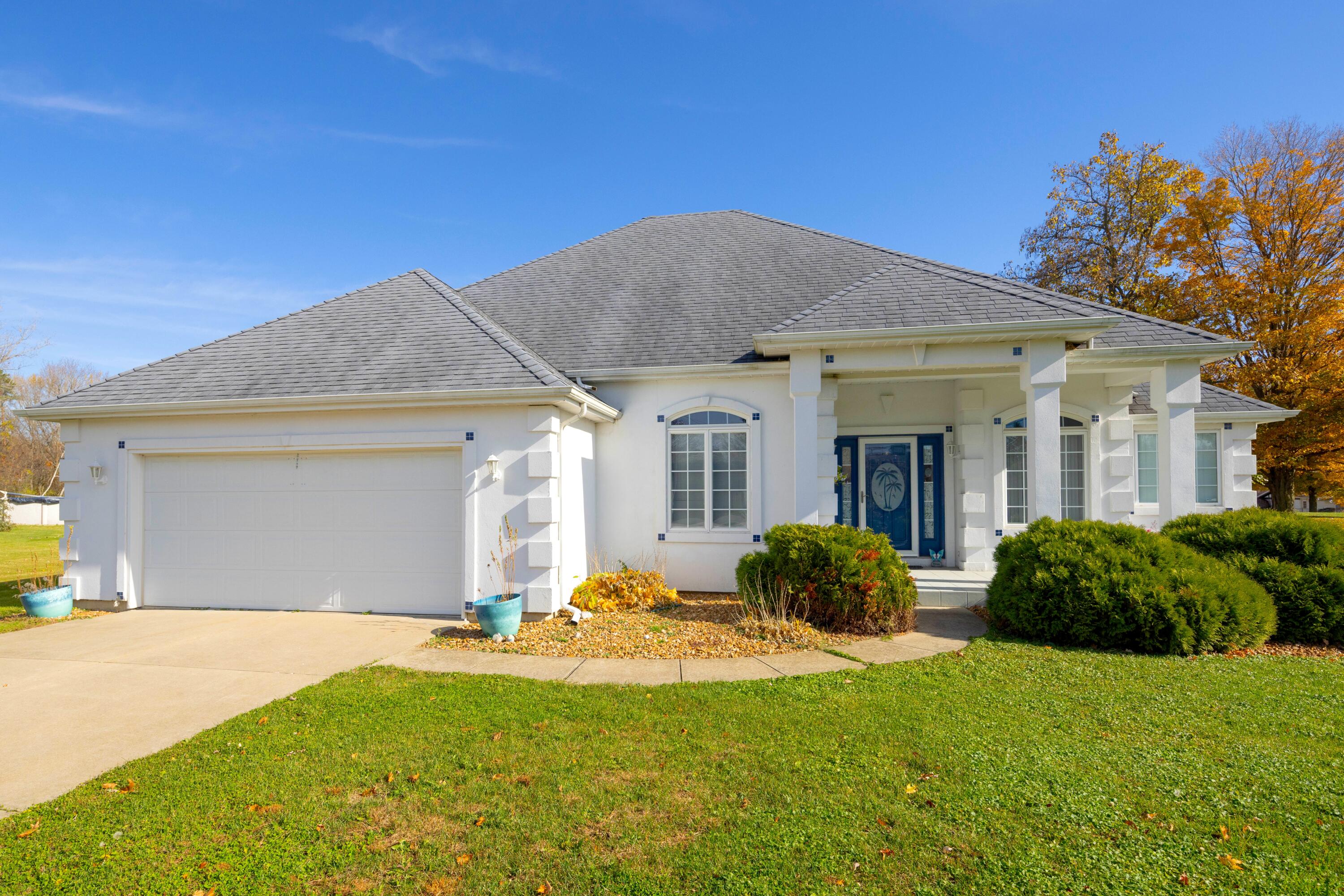 4549 Forest Beach Road