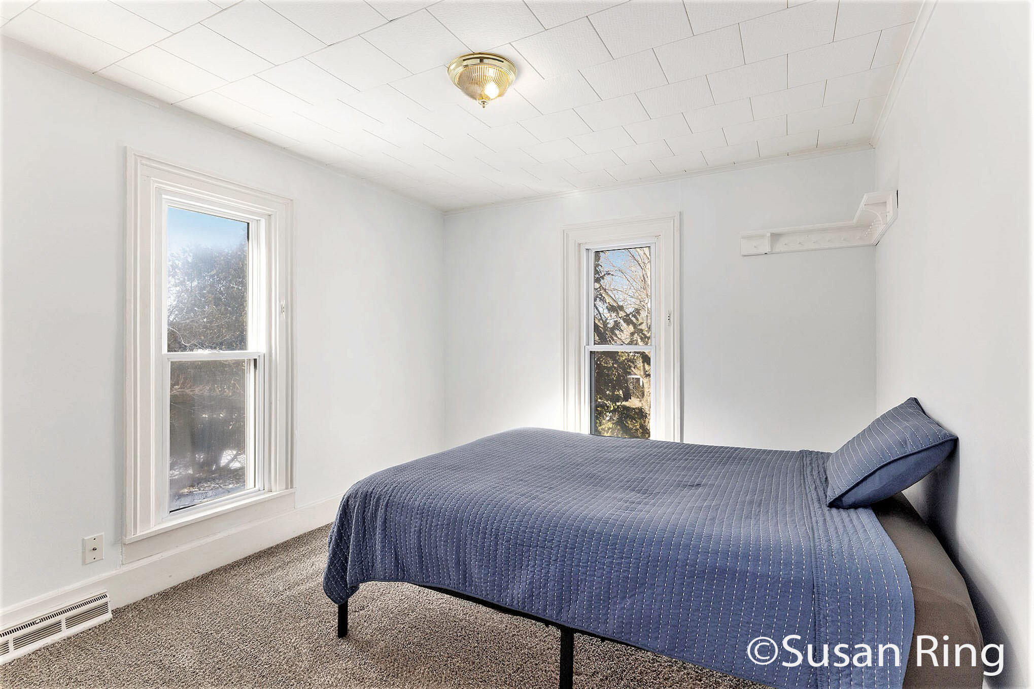 Belding, Michigan 48809, United States, 4 Bedrooms Bedrooms, ,2 BathroomsBathrooms,Residential,Pending,6231