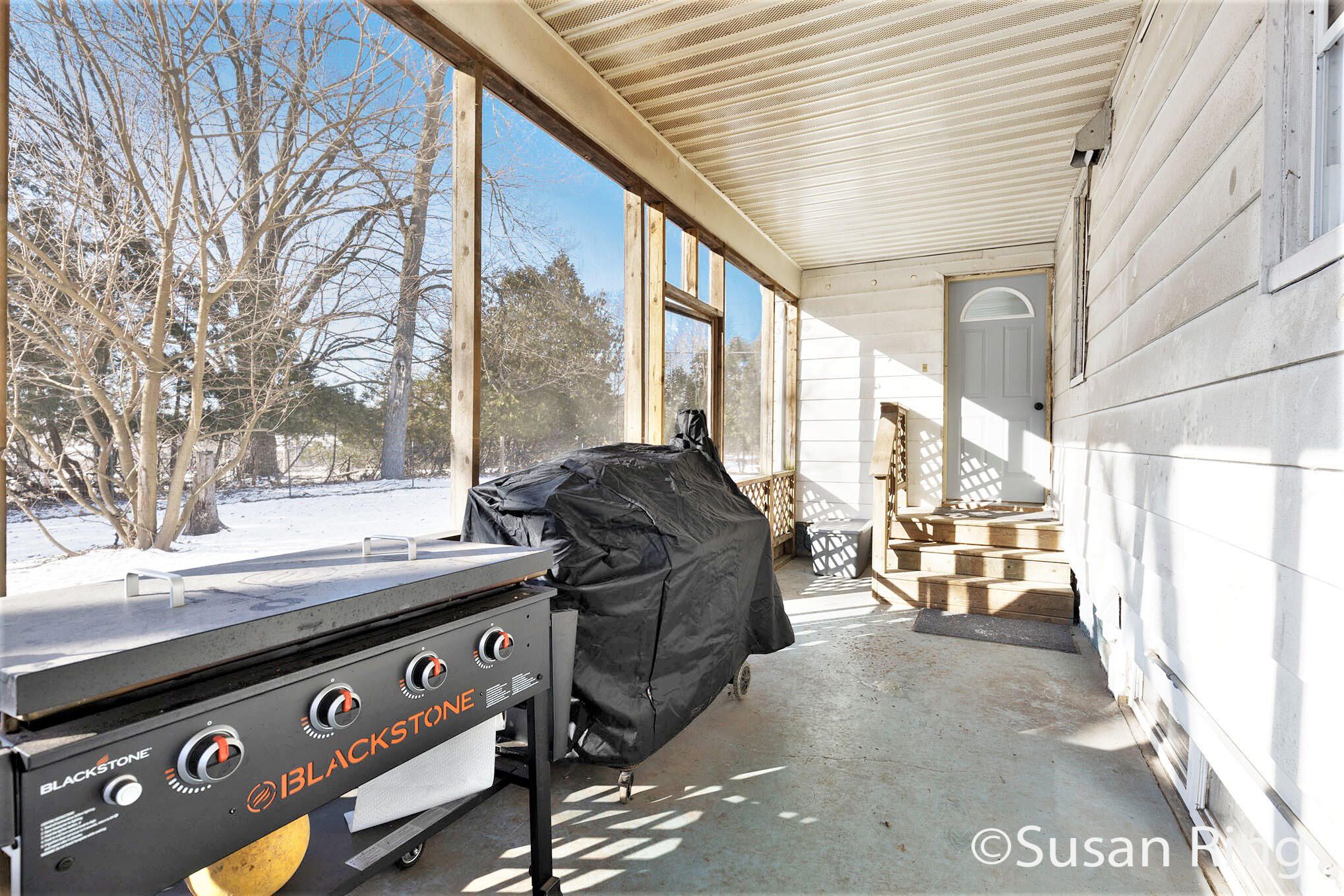 Belding, Michigan 48809, United States, 4 Bedrooms Bedrooms, ,2 BathroomsBathrooms,Residential,Pending,6231