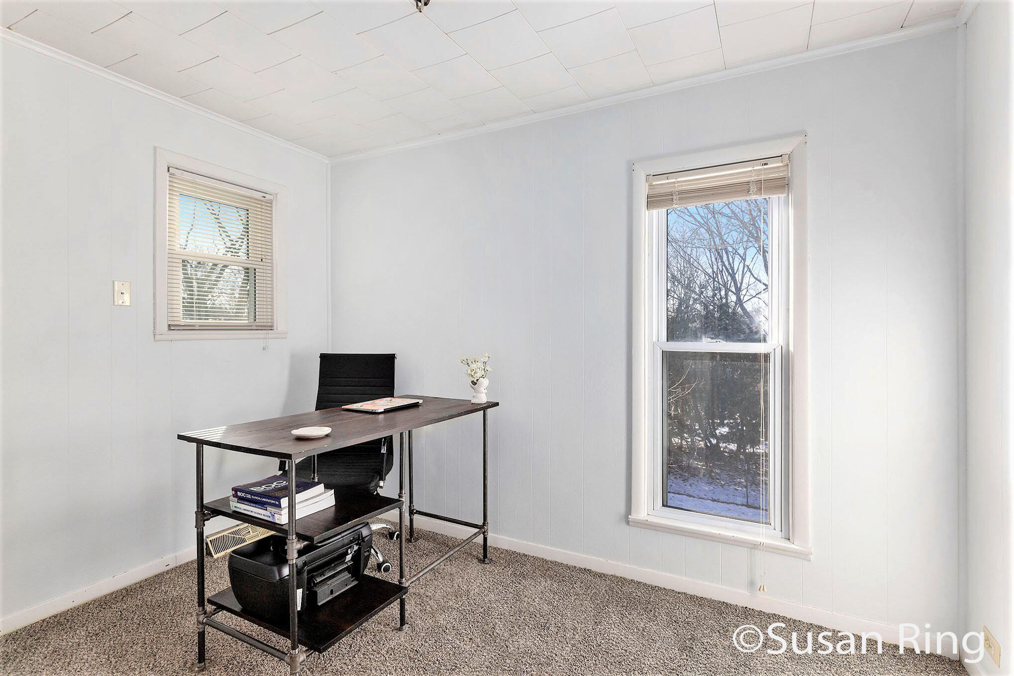 Belding, Michigan 48809, United States, 4 Bedrooms Bedrooms, ,2 BathroomsBathrooms,Residential,Pending,6231