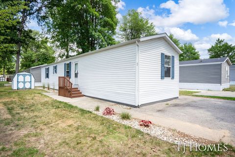 Photo of 68 Viking Drive NW, Sparta, MI 49345 (MLS # 25033189)