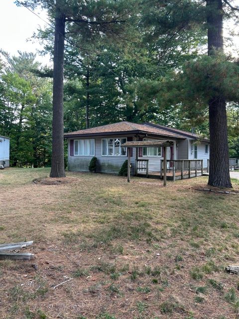 Photo of 8529 W Easy Street, Mears, MI 49436 (MLS # 25051105)